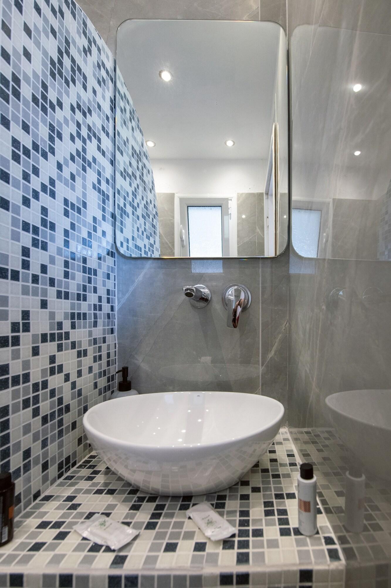 Otel Lodos 2*