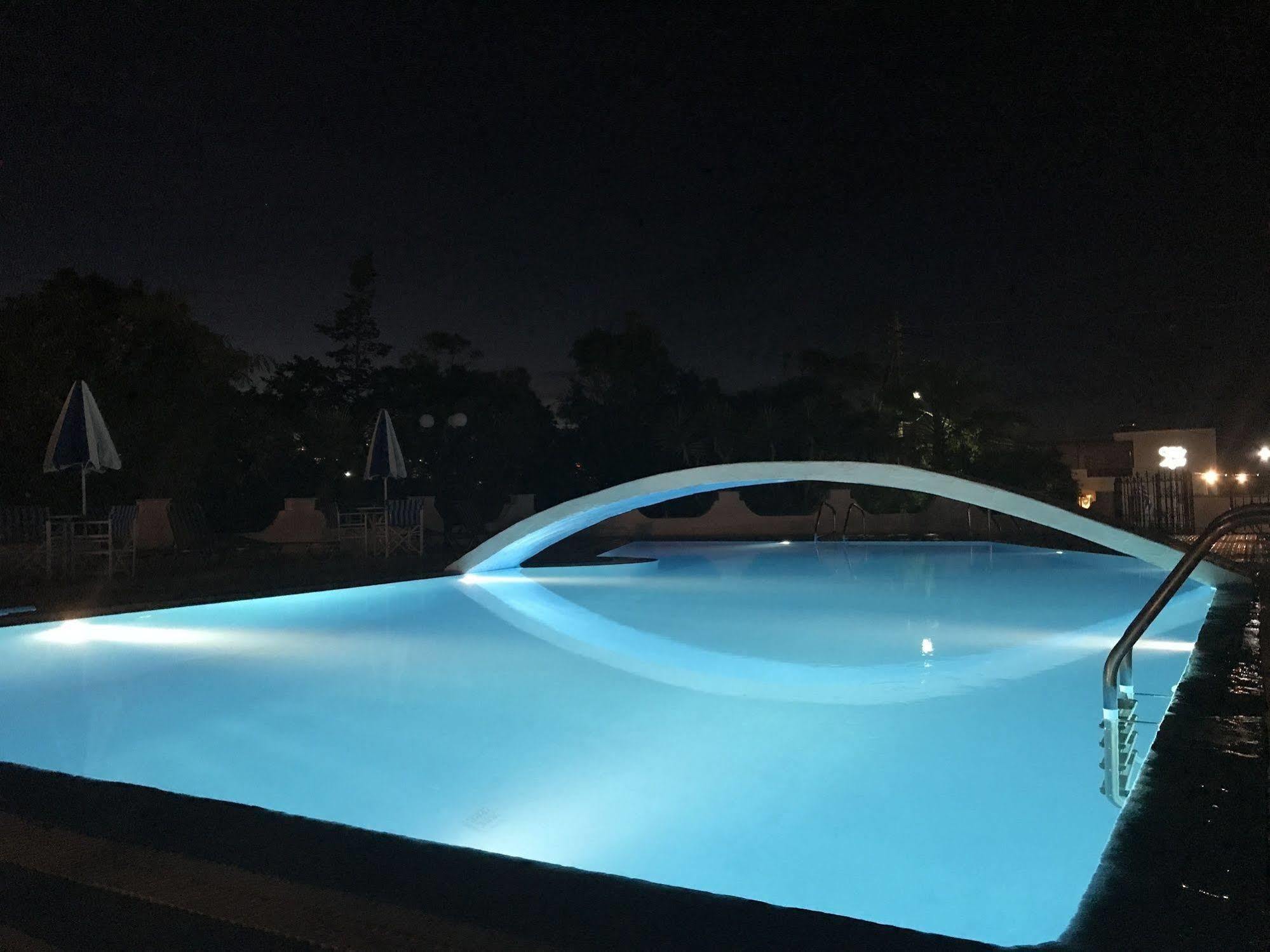 Otel Lodos 2*